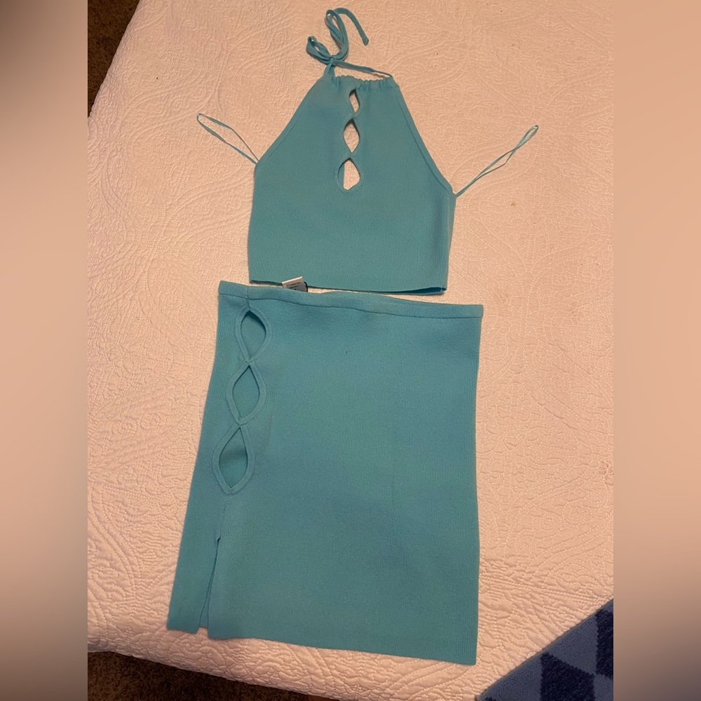 Two piece set